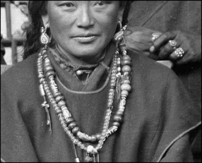 groups-history-objects-dzi-beads-history-dzi-beads image 2