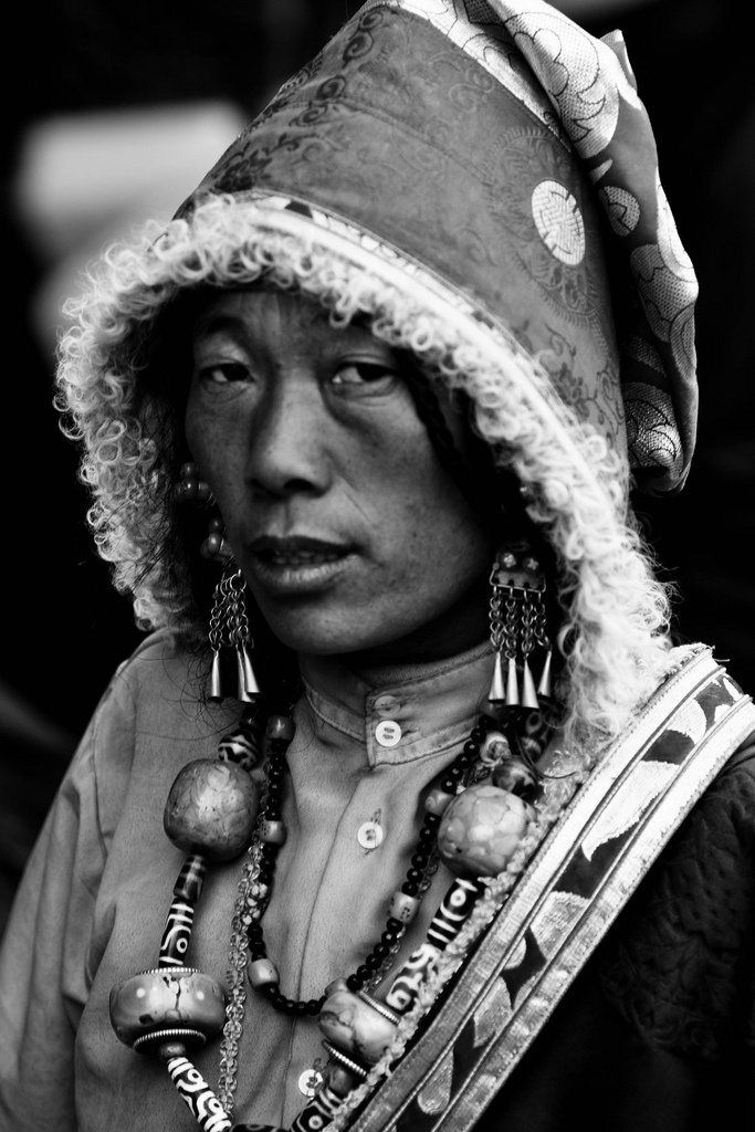 groups-history-objects-dzi-beads-history-dzi-beads image 4