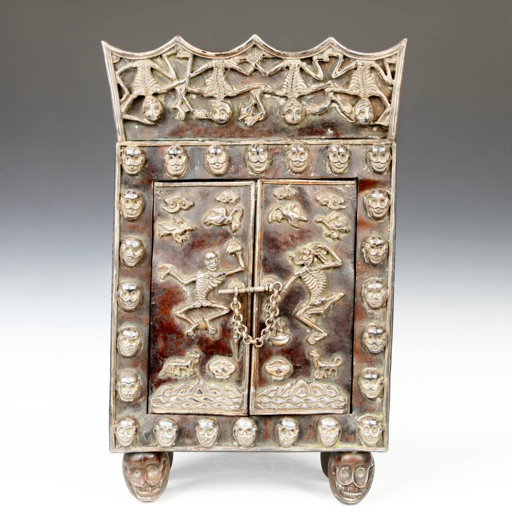 groups-history-objects-gao-box-traveling-shrine-history-traveling-shrine image 3