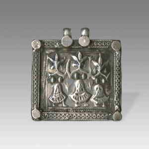 Plaque Amulet Depicting Hoi Mata