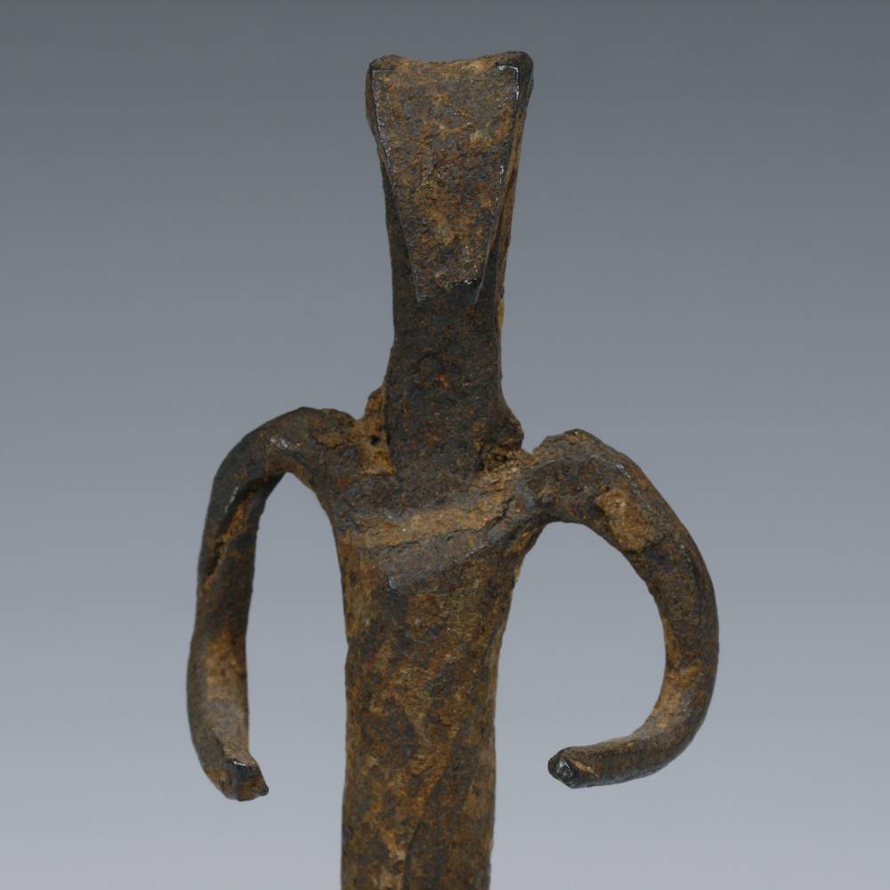 Dogon Forged Iron Kneeling Figure, Based - Image 4
