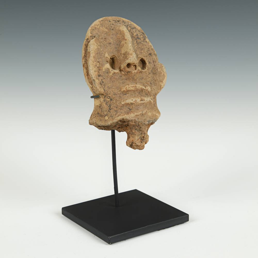 Bura Figurative Vessel Top, Based