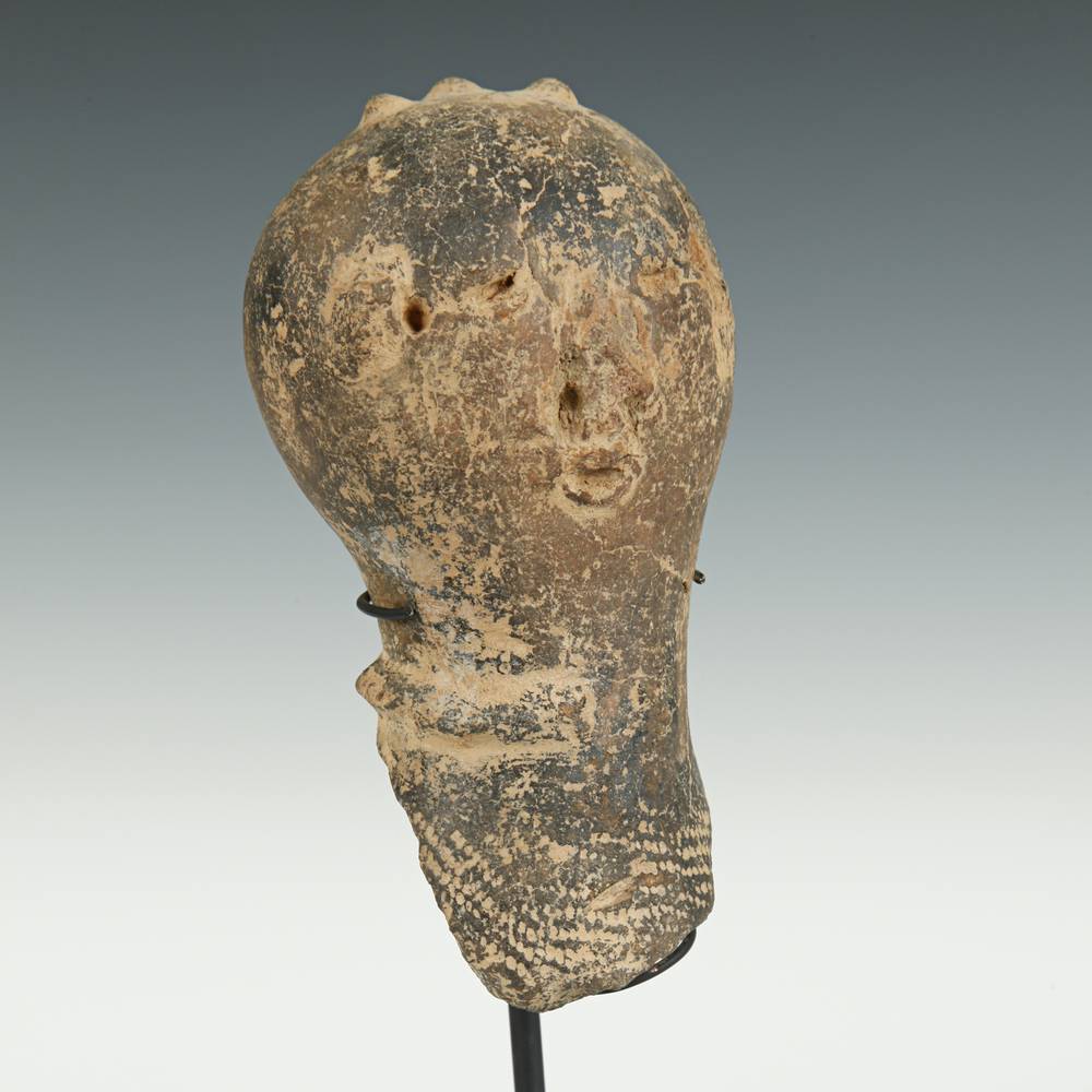 Bura Figurative Vessel Top - Image 5