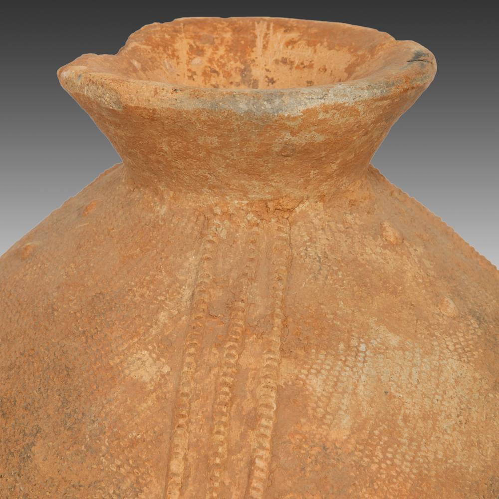 Djenne Vessel with Scarification Motif - Image 3