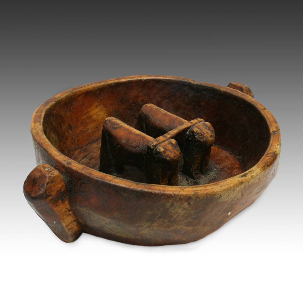 Ceremonial Libation Bowl with Yunta (Yoked Oxen) or T'inka Bowl - Image 2