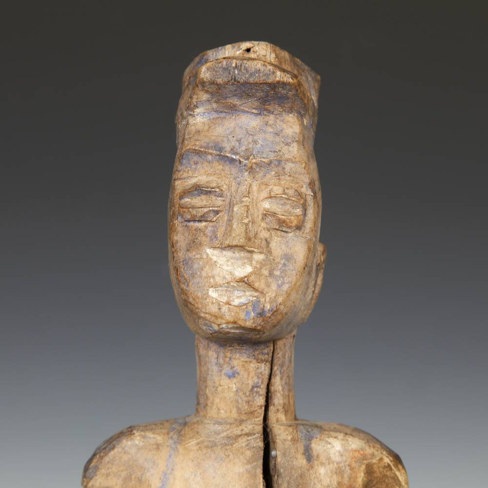 Fante Standing Figure with Arms Raised, Based - Image 5