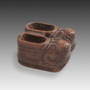 Chinese Toggle Depicting Shoes