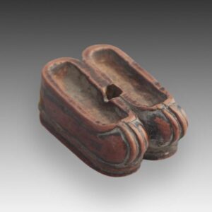 Chinese Toggle Depicting Shoes