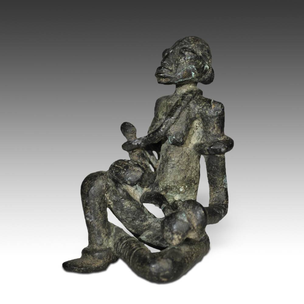 Dogon Bronze Maternity Figure - Image 3
