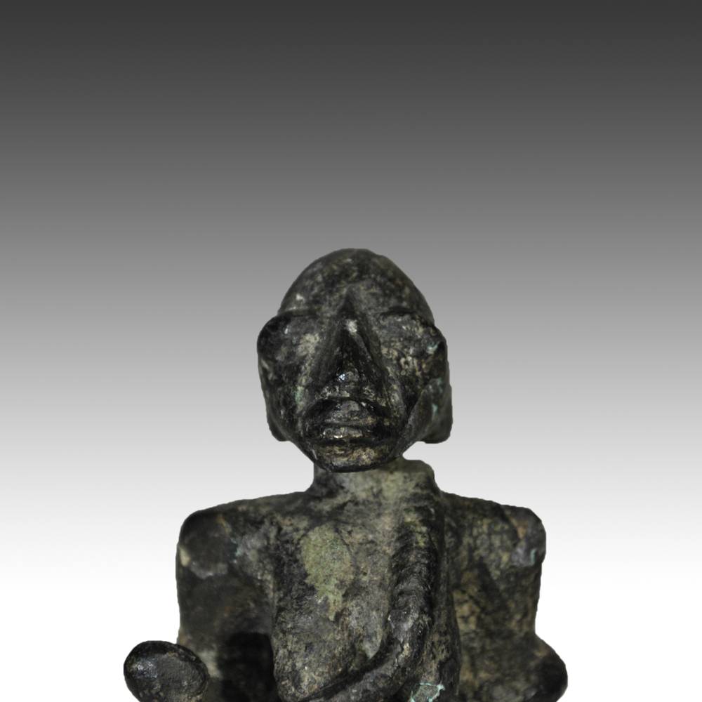 Dogon Bronze Maternity Figure - Image 4