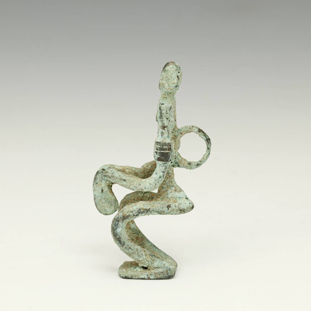 Dogon Pendant Depicting Seated Figure - Image 4