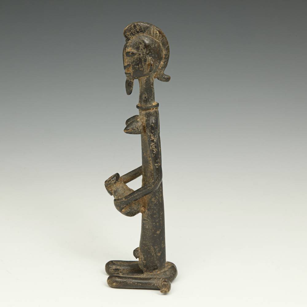 Dogon Kneeling Figure with Vessel - Image 3