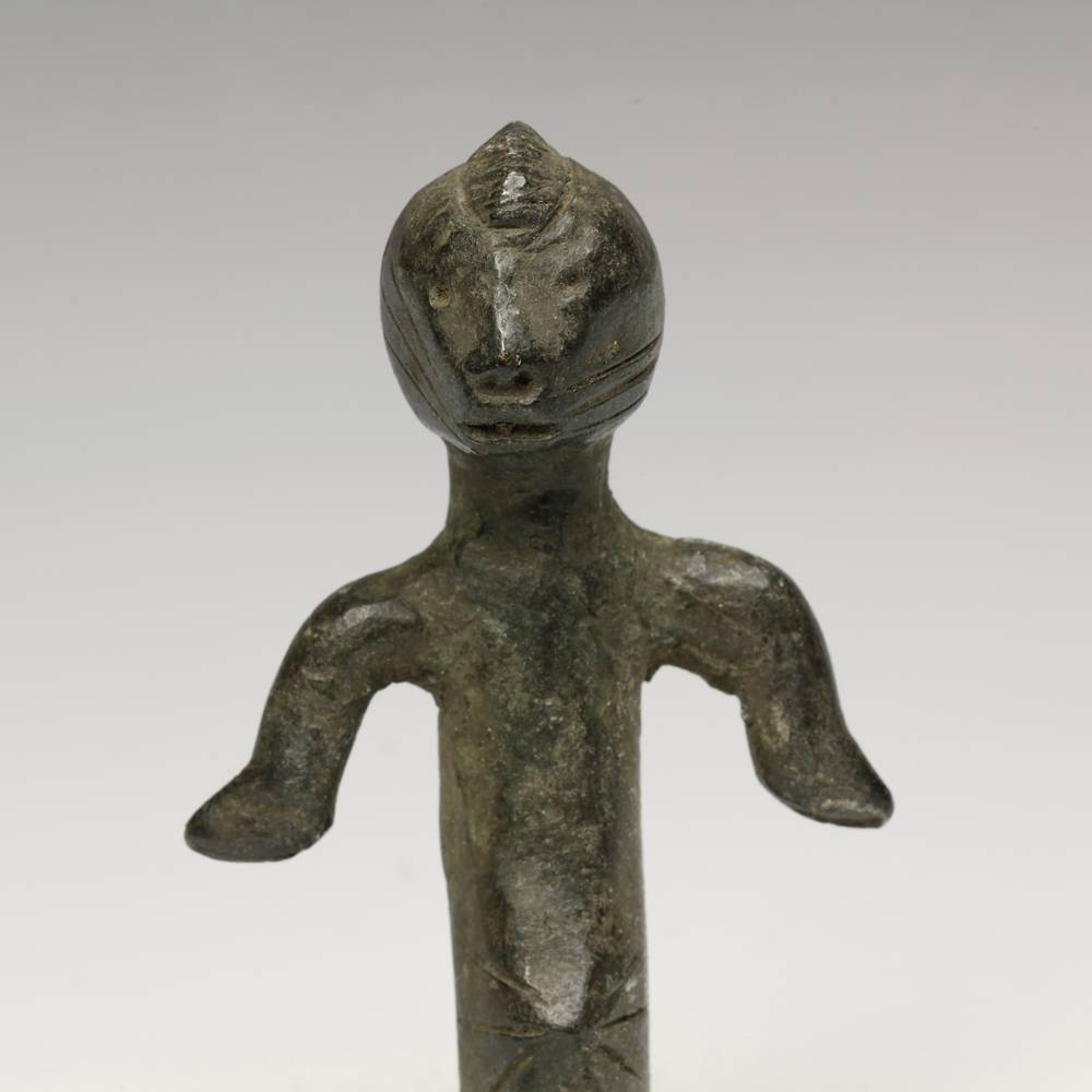 Senufo Iron Seated Figure - Image 5