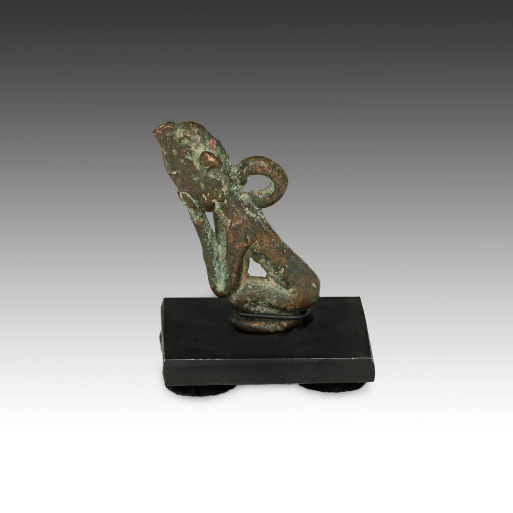 Dogon Pendant Depicting a Seated Figure Touching Face, Based - Image 2
