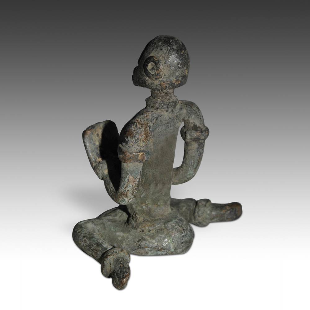 Dogon Kneeling Female Figure - Image 3