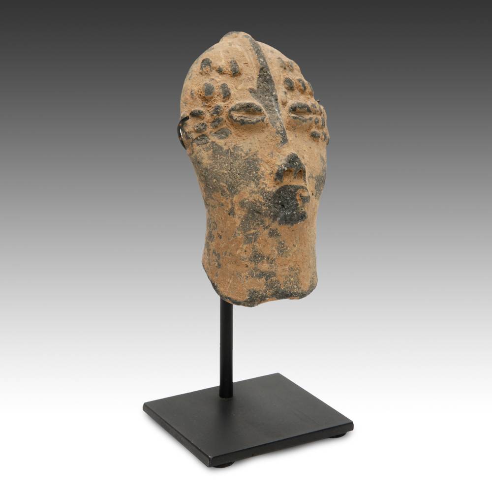 Bura Figurative Vessel Top Based - Image 2