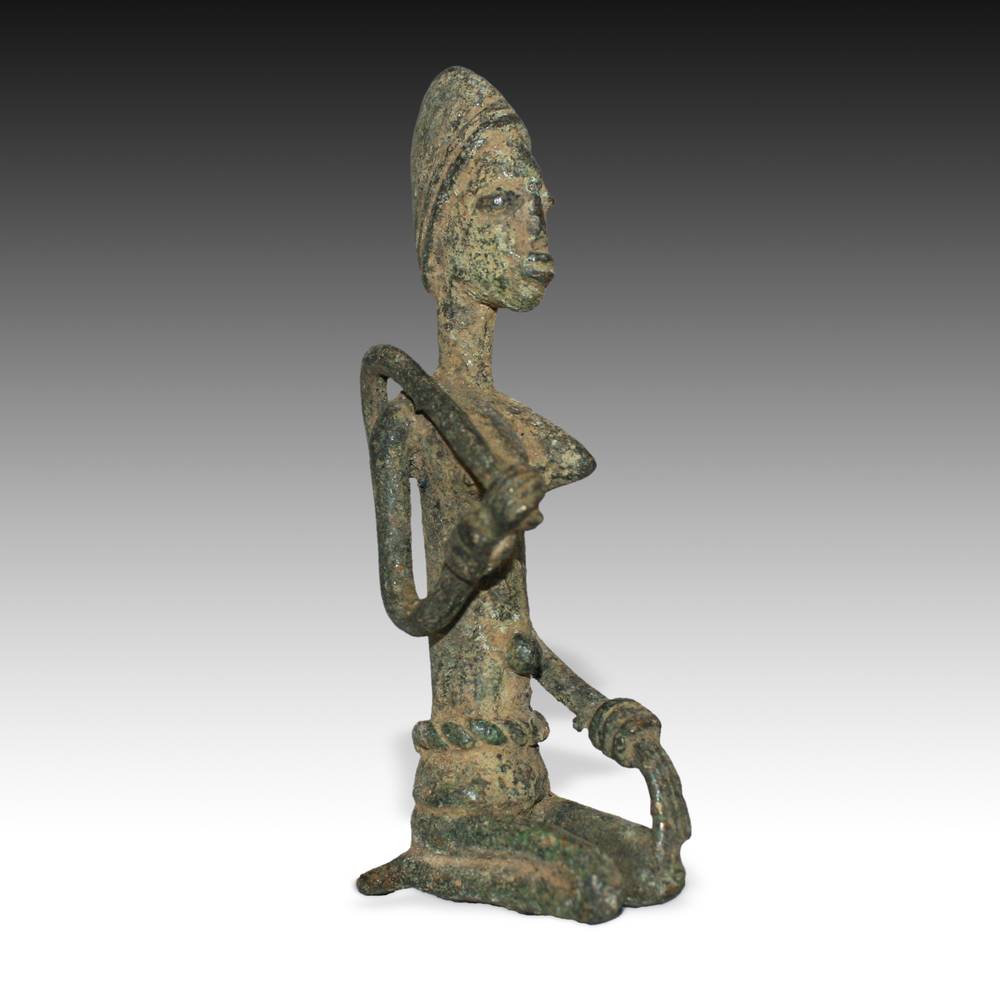 Dogon Kneeling Female Figure with Cane - Image 2