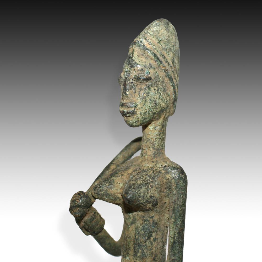 Dogon Kneeling Female Figure with Cane - Image 5