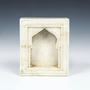 Indian Candle Holder with Single Niche