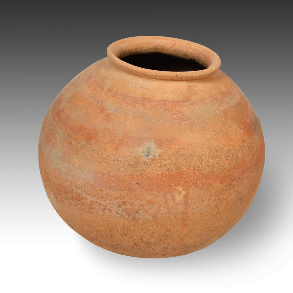 Dogon Vessel with Arrow Motif