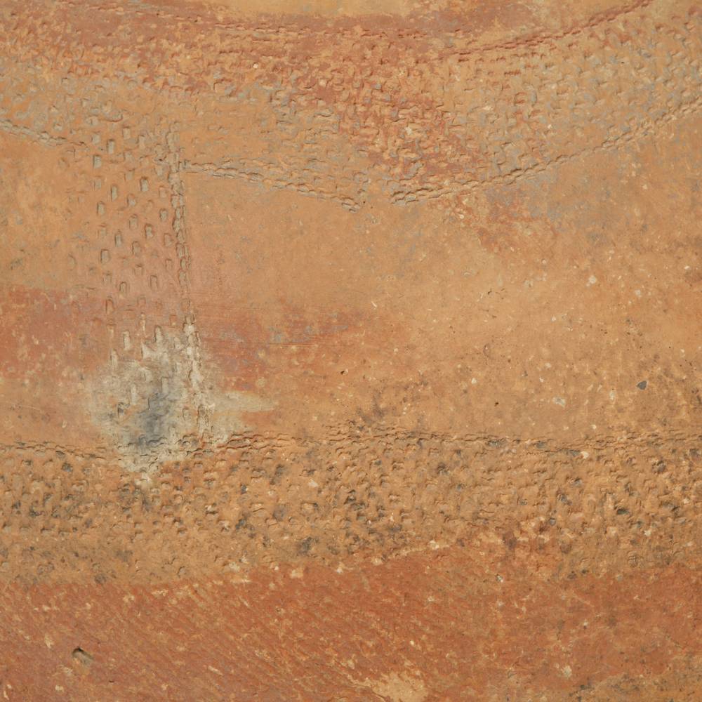 Dogon Vessel with Arrow Motif - Image 4