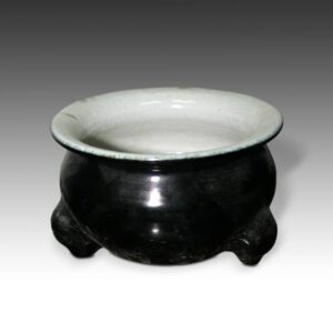 Chinese Miniature Bowl on 3 Feet