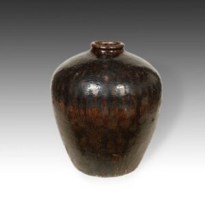 Chinese Medium Small Mouth Wine Storage Pot