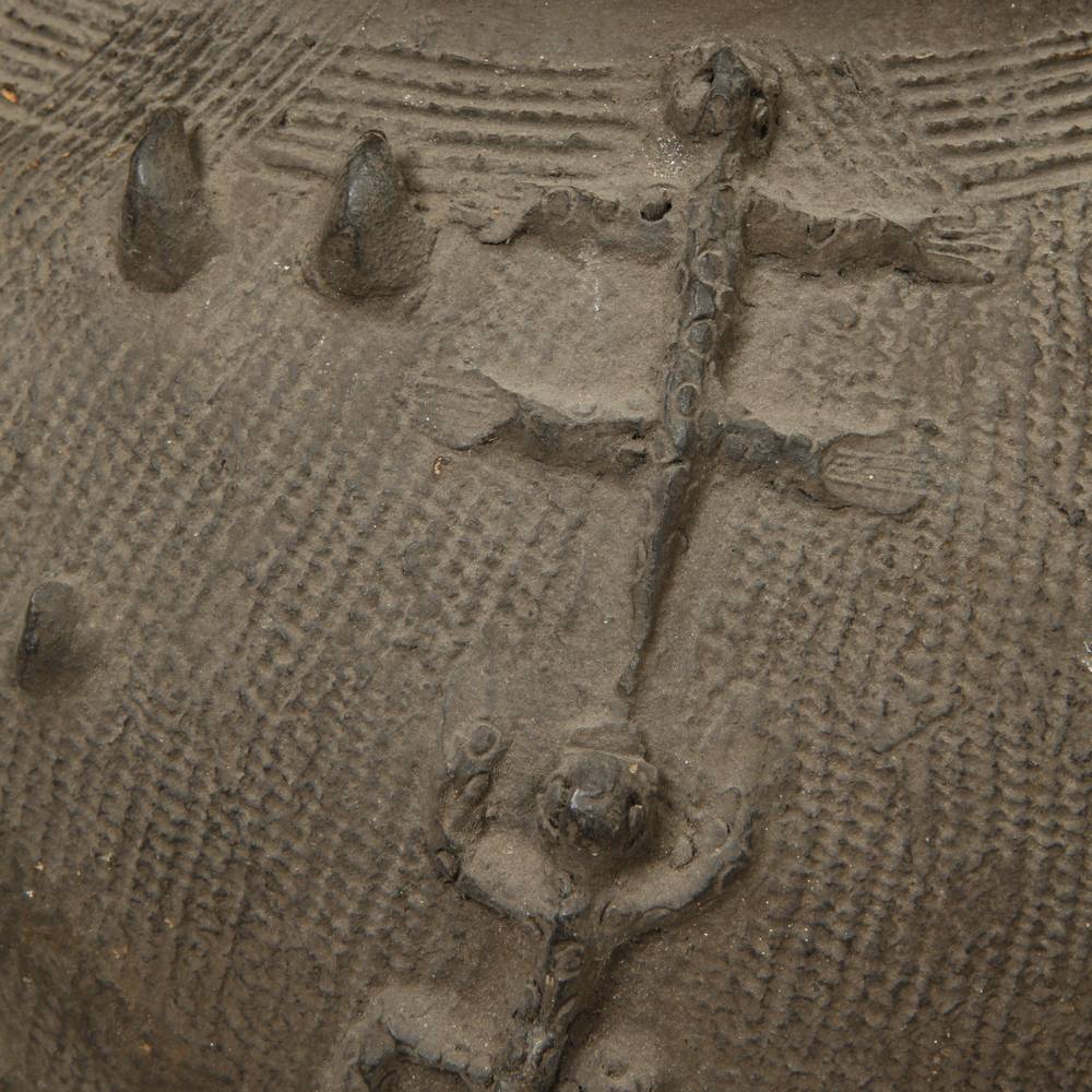 Lobi Footed Vessel, with Animal Motifs - Image 5