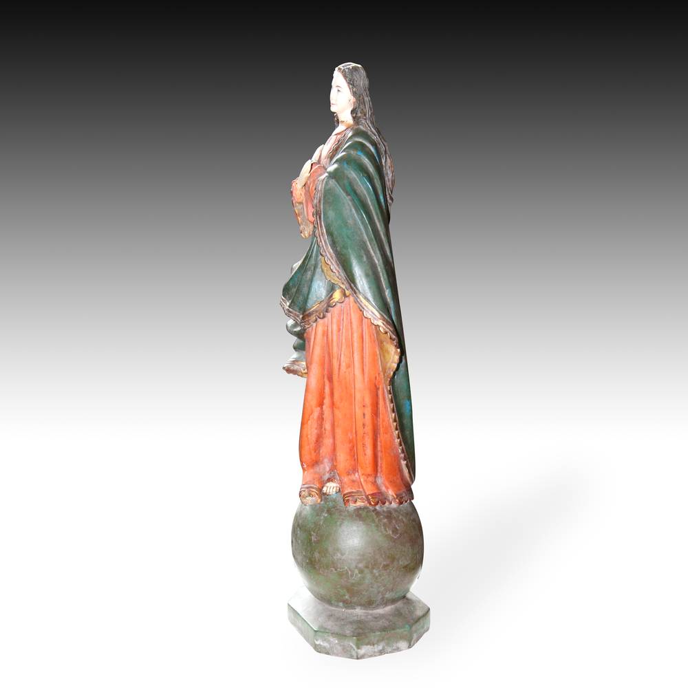 Vietnamese Figure Depicting the Virgin Mary - Image 2