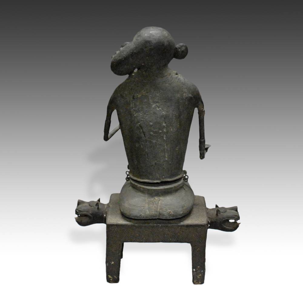 Khond Seated Maternity Figure on Cat Stool - Image 3