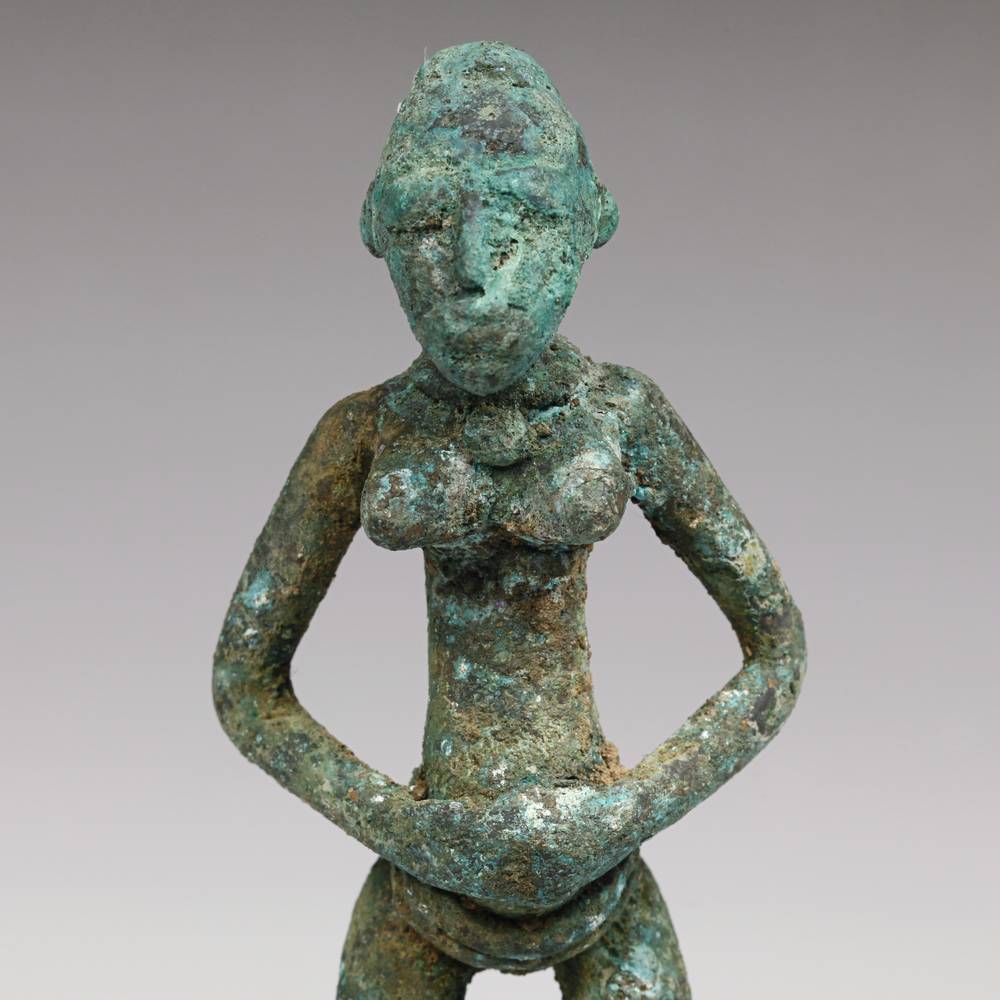 Dogon Standing Female Figure - Image 5