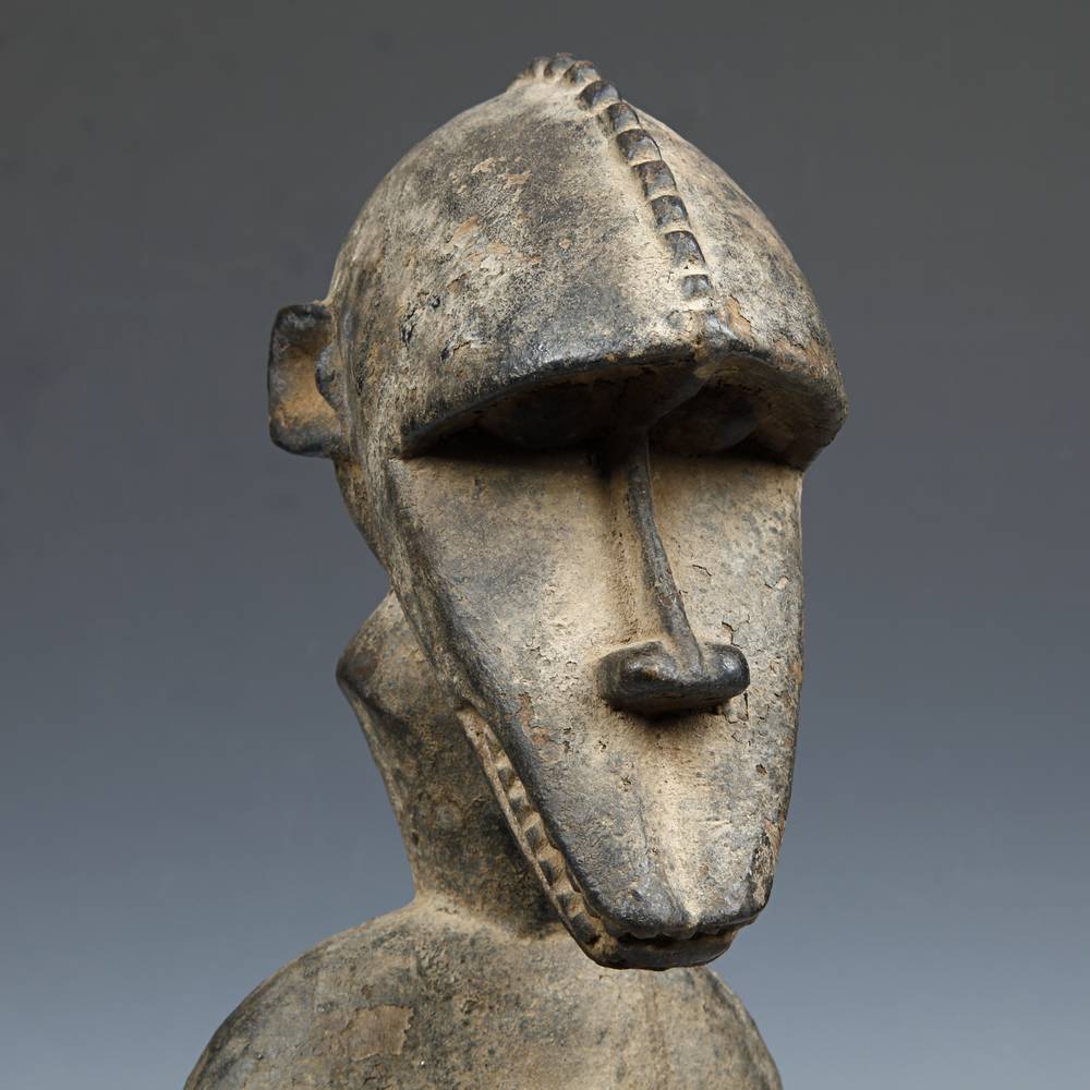 Baule Seated Figure with Offering Bowl - Image 5
