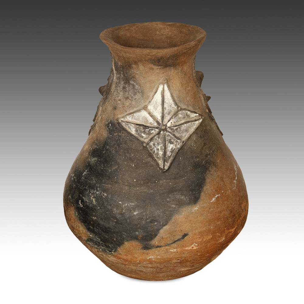 Sawos Damarau or Sago Storage Vessel - Image 4