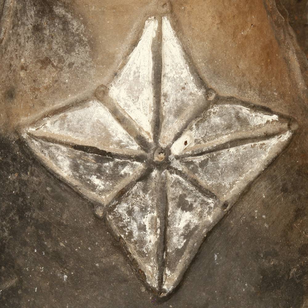 Sawos Damarau or Sago Storage Vessel - Image 5