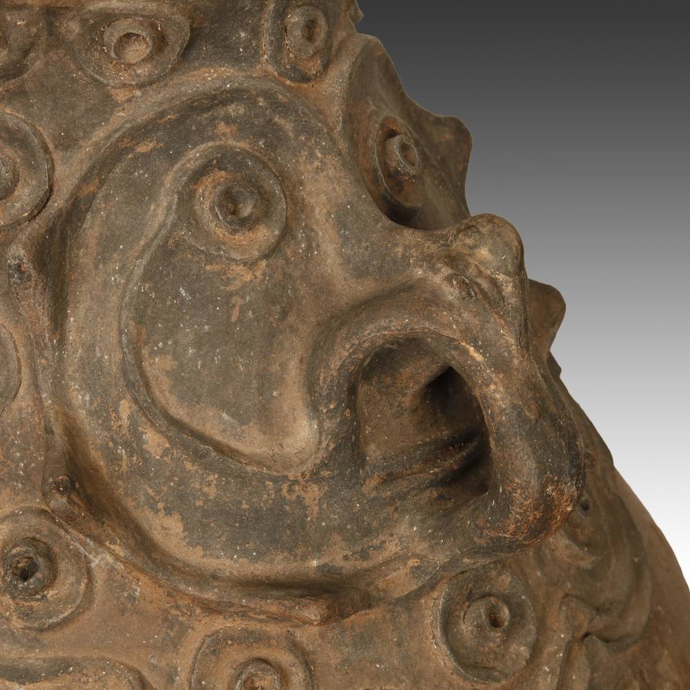 Sawos Damarau or Sago Storage Vessel - Image 8