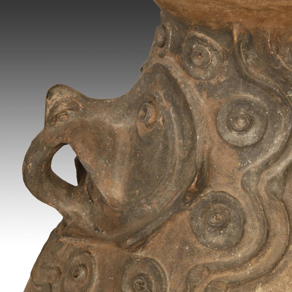Sawos Damarau or Sago Storage Vessel - Image 9