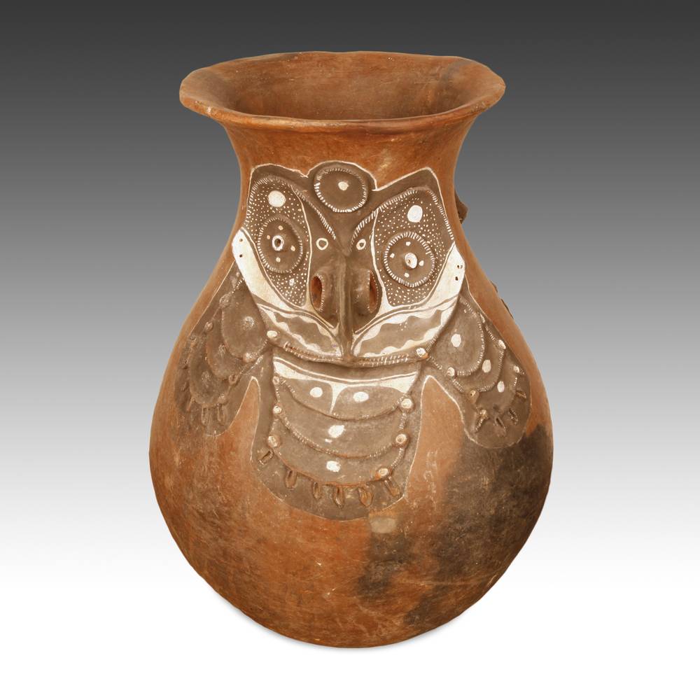 Sawos Damarau or Sago Storage Vessel