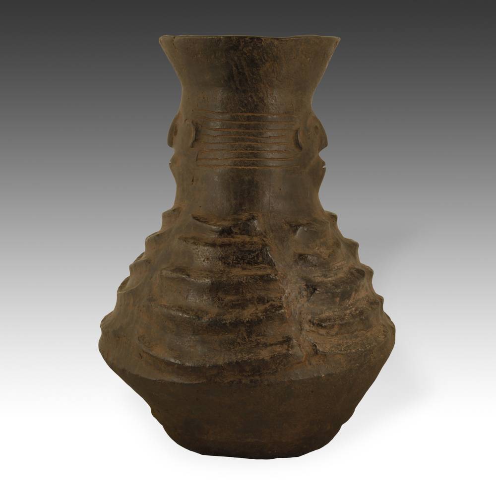 Baganda Terra Cotta Ceremonial Pot - Image 3