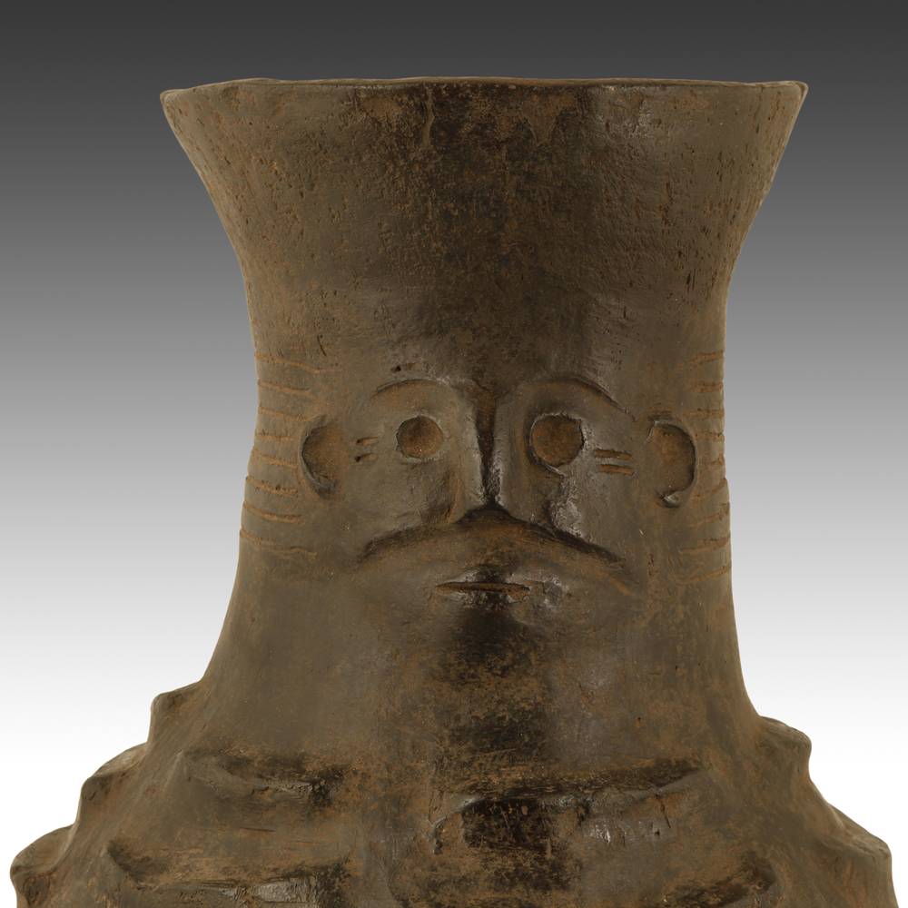 Baganda Terra Cotta Ceremonial Pot - Image 11