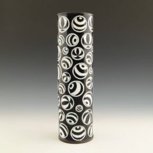 Chinese Cylindrical Vessel with Geometric Motifs