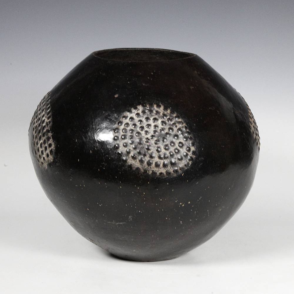 Zulu Ukhamba or Ritual Beer Vessel - Image 2
