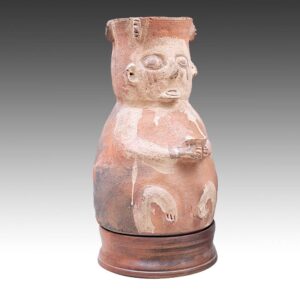 Peruvian Chancay Cuchimulco Pottery Figure