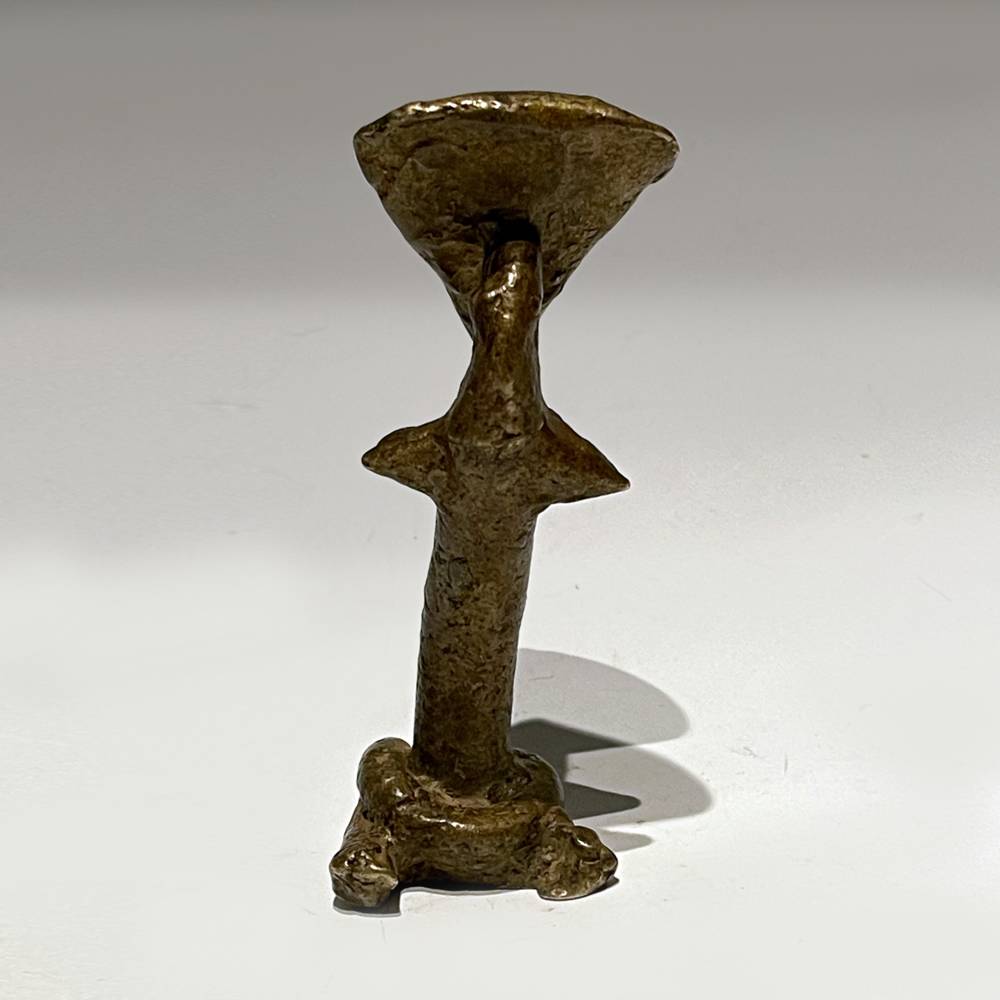 Kulango Kneeling Abstract Figure with Triangular Head - Image 3