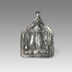 Indian Plaque Amulet Depicting Vishnupadaka Under Chhatri